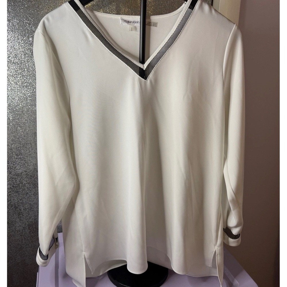 Calvin Klein Size Medium V-Neck Blouse Mesh Trim Gold Buttons Business Casual - Picture 2 of 8